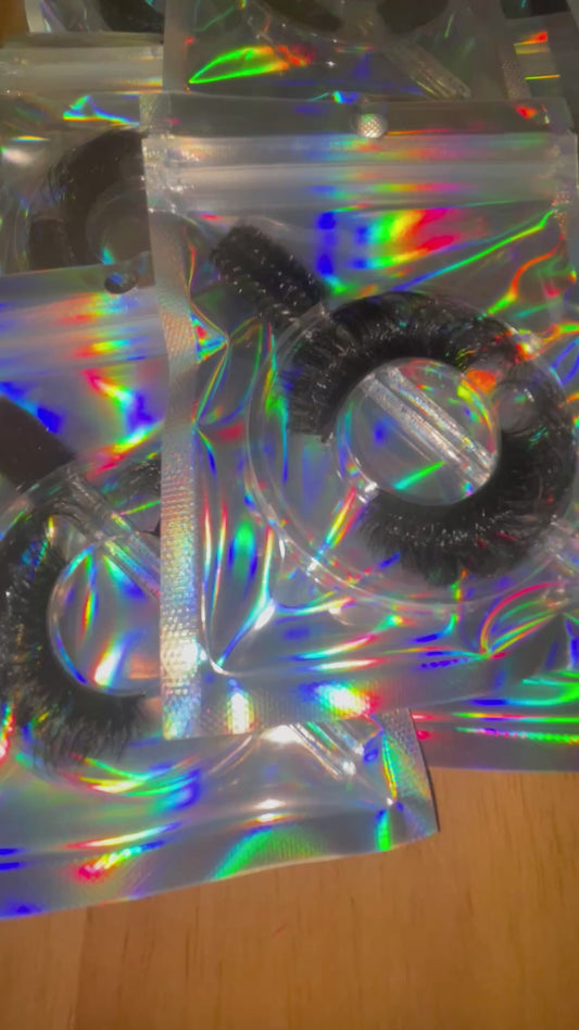 Mega Cat Eye Lashes